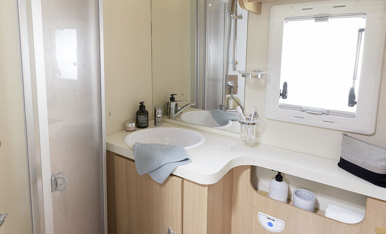 Wohnmobil mieten - Forster T599 HB